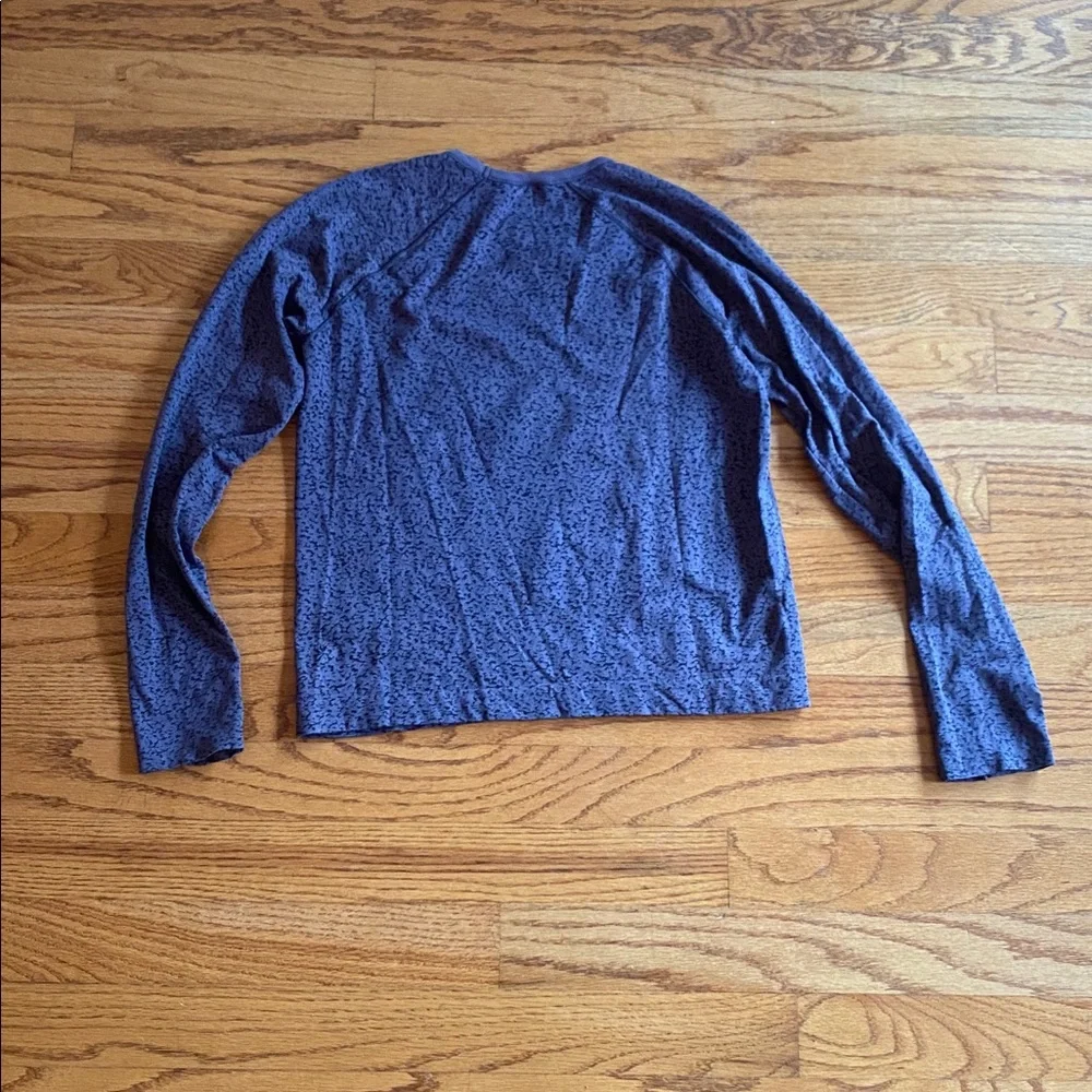 Athleta Girl Long Sleeve Swiftly